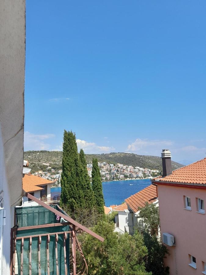 Comfort Apartments Trogir Exteriör bild