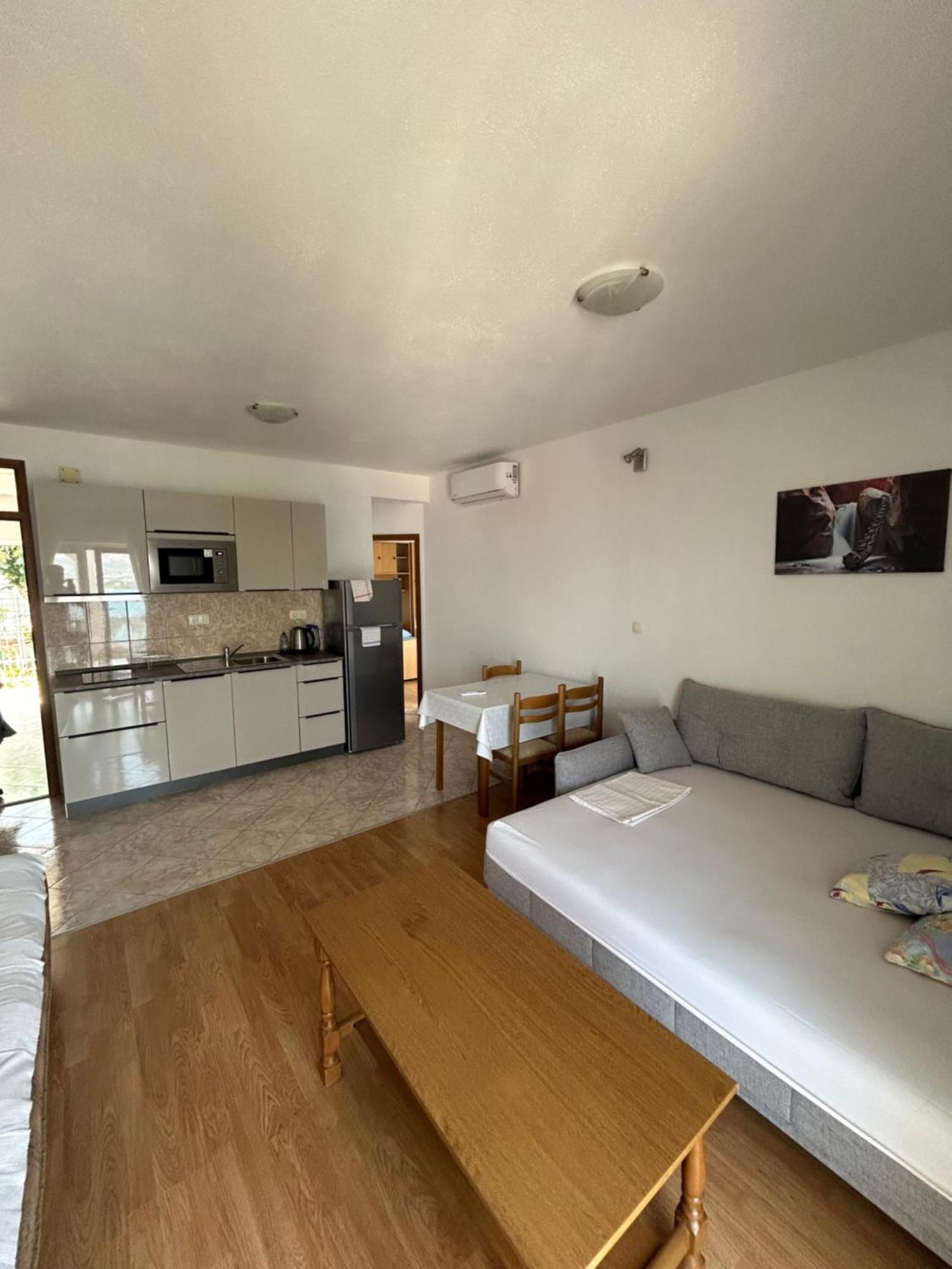 Comfort Apartments Trogir Exteriör bild